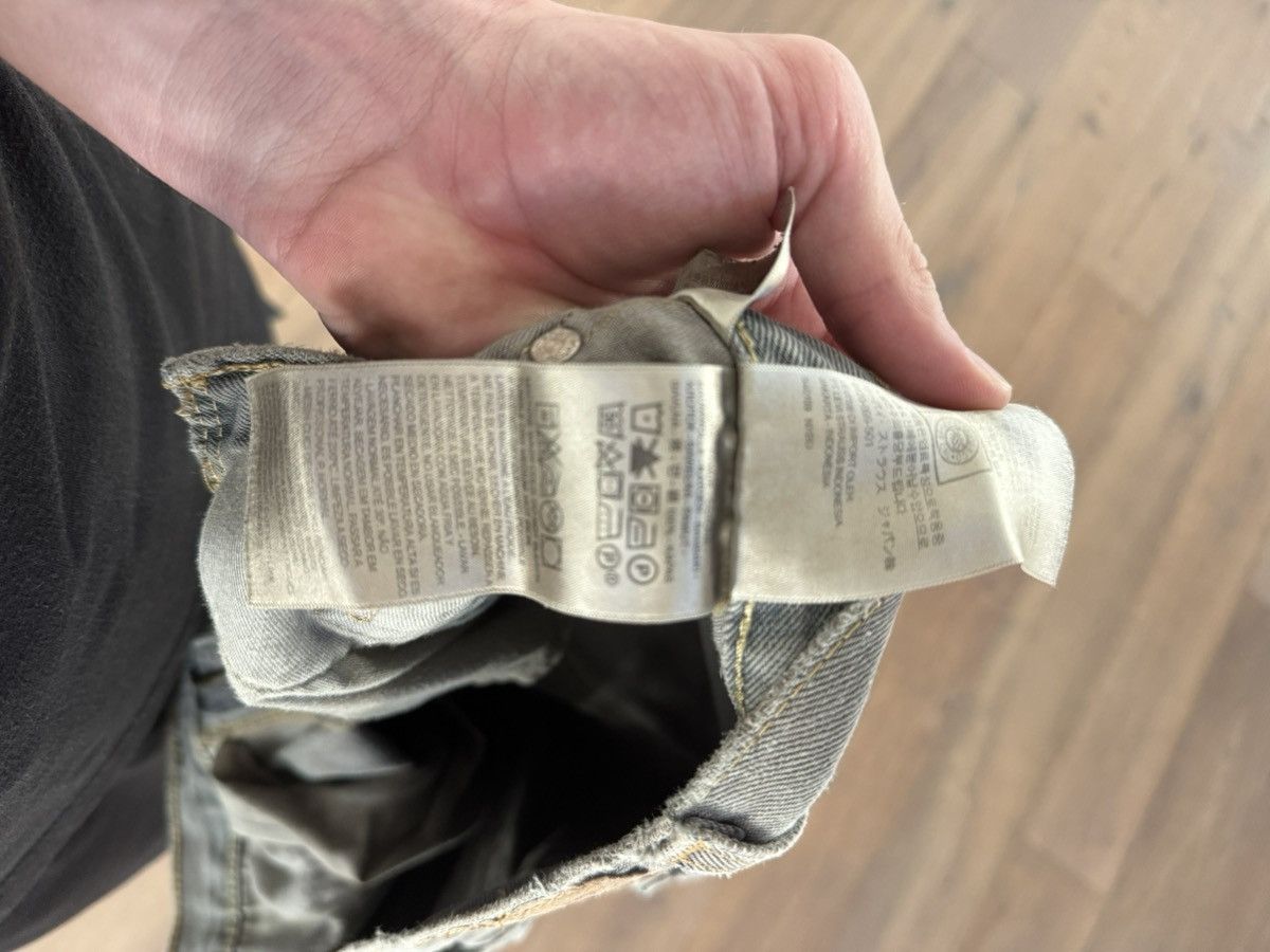 basketcase gallery Basketcase Gallery Peace Levis Jeans Size US 32 / EU 48 - 5 Thumbnail
