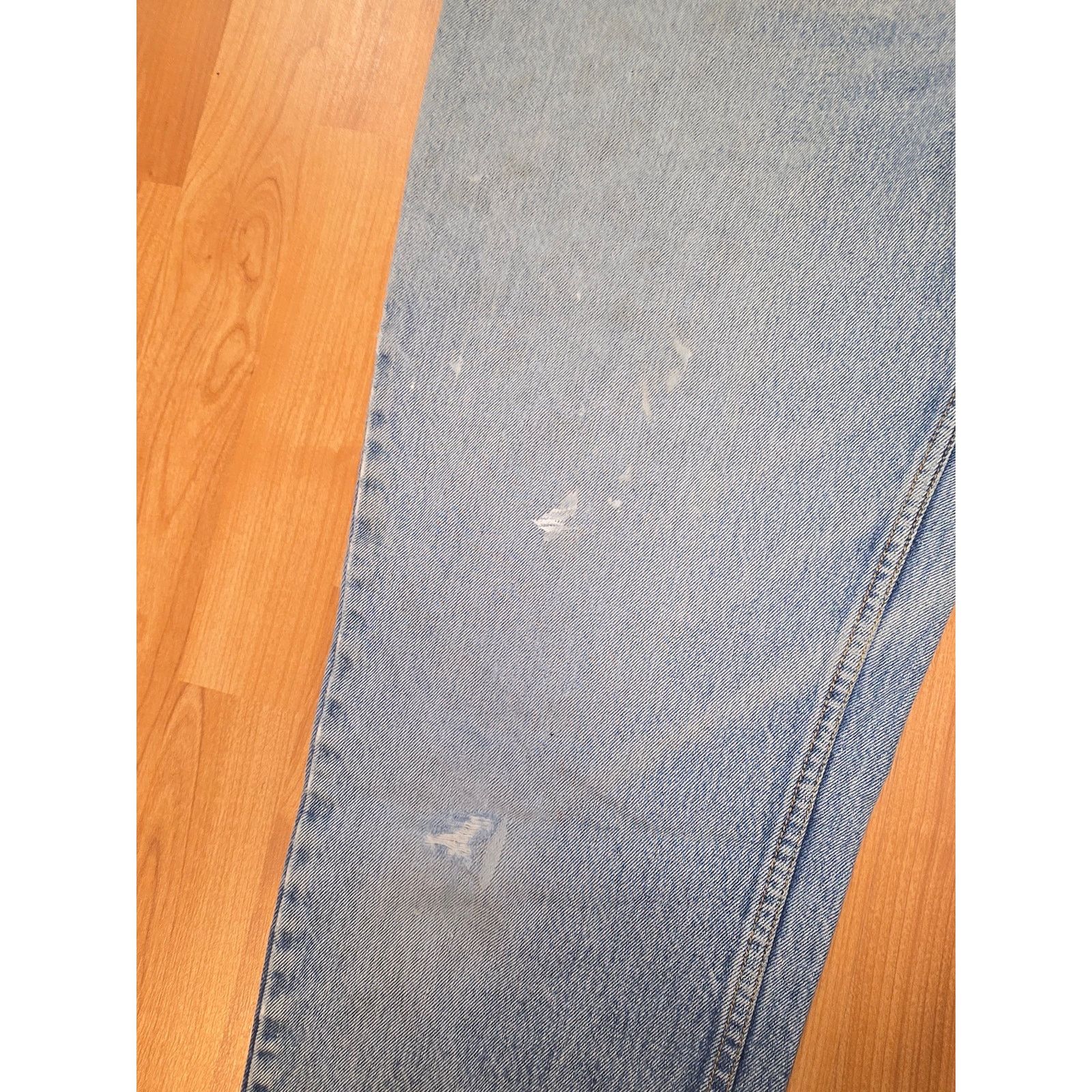 Eddie Bauer Eddie Baur Jeans 36x36 Light Wash Denim Natural Distressing Size US 36 / EU 52 - 3 Thumbnail