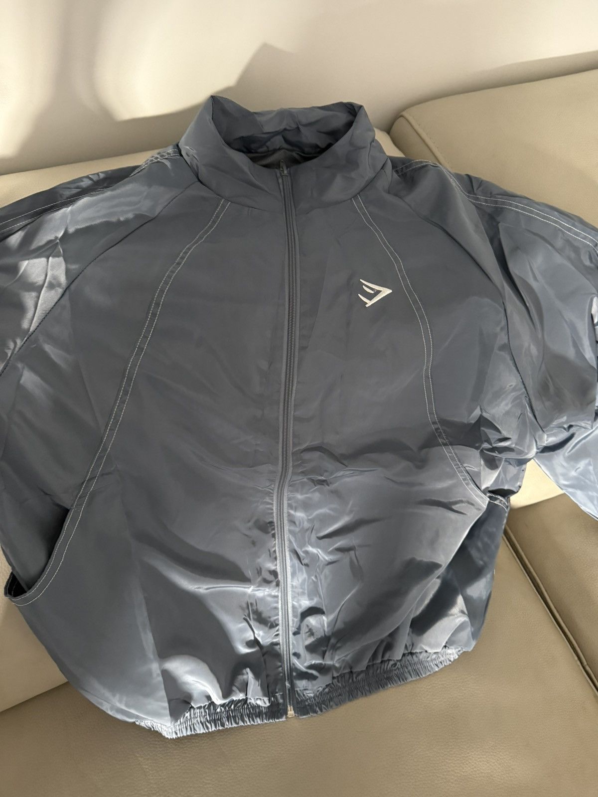 Gymshark Gym Shark windbreaker jacket Large Size US L / EU 52-54 / 3 - 1 Thumbnail