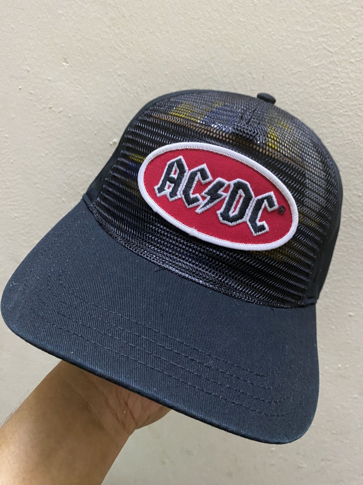 VINTAGE AMERICAN NEEDLE AC/DC CAP
