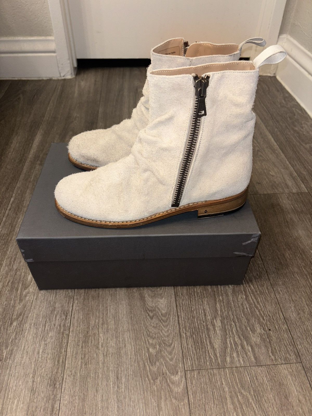 John Varvatos New - John Varvatos - Brushed Suede - Size 9 - Made in Italy Size US 9 / EU 42 - 11 Thumbnail