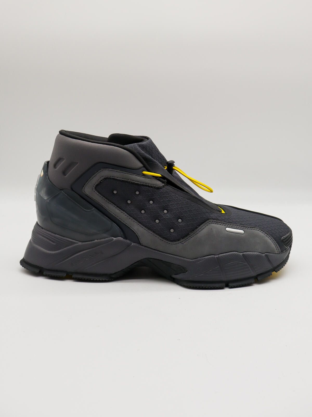 Reebok Ghostbusters x Reebok Ecto Boots Ectomobile - H03298 - UK 10 Size US 11 / EU 44 - 2 Thumbnail