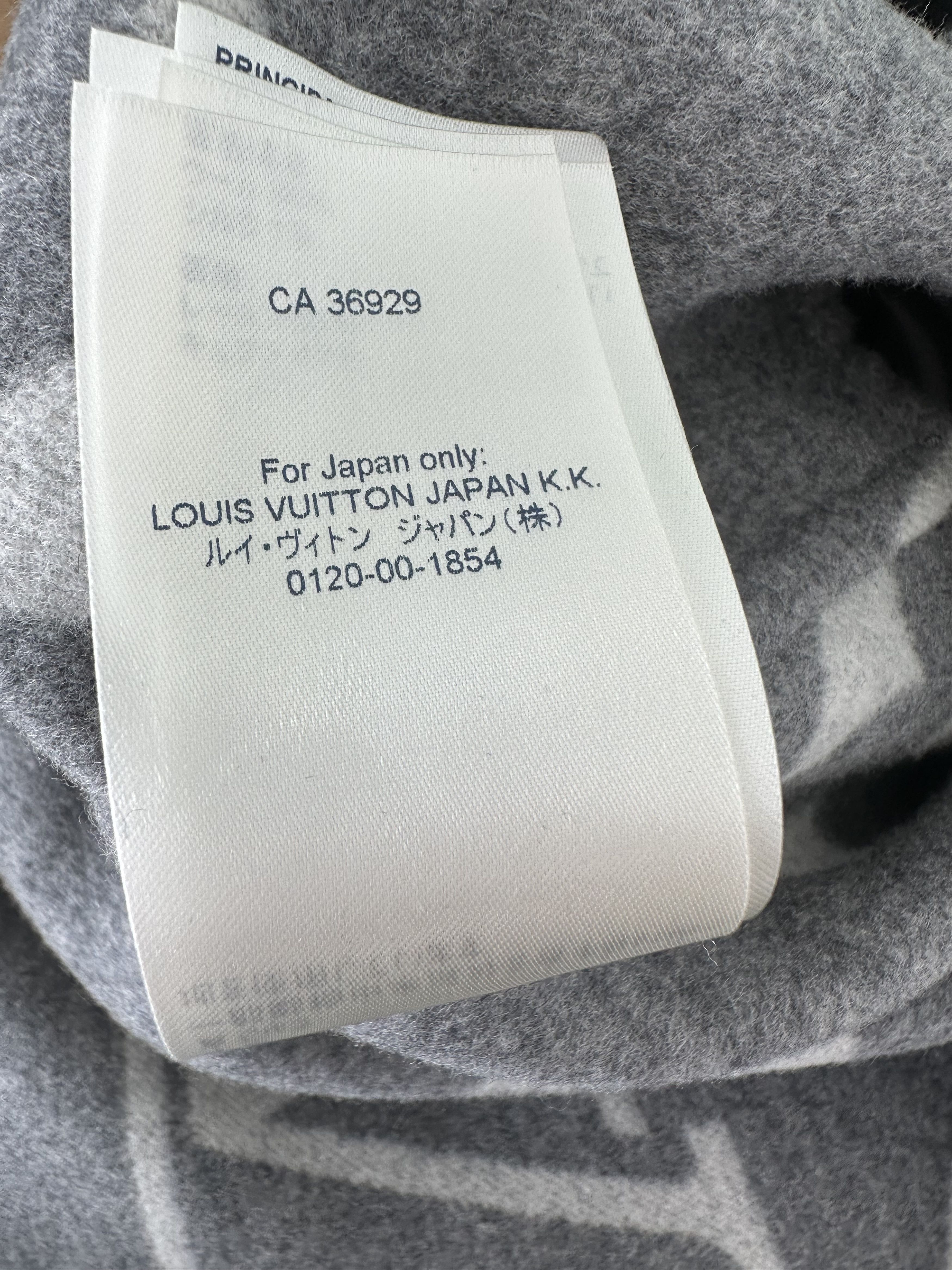 Louis Vuitton Louis Vuitton Grey & White Monogram Women's Peacoat Size L / US 10 / IT 46 - 7 Thumbnail