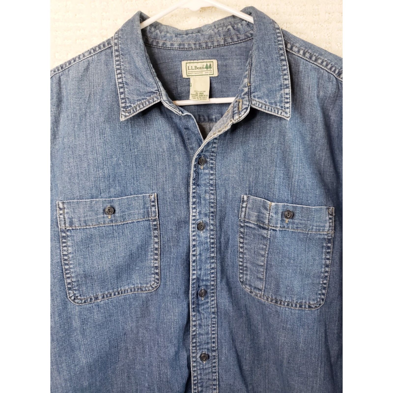 Vintage VINTAGE LL Bean Denim Button Down Shirt Long Sleeve Men's XL Reg. Pockets EUC 80s 90s Outdoor American Size US XL / EU 56 / 4 - 3 Thumbnail