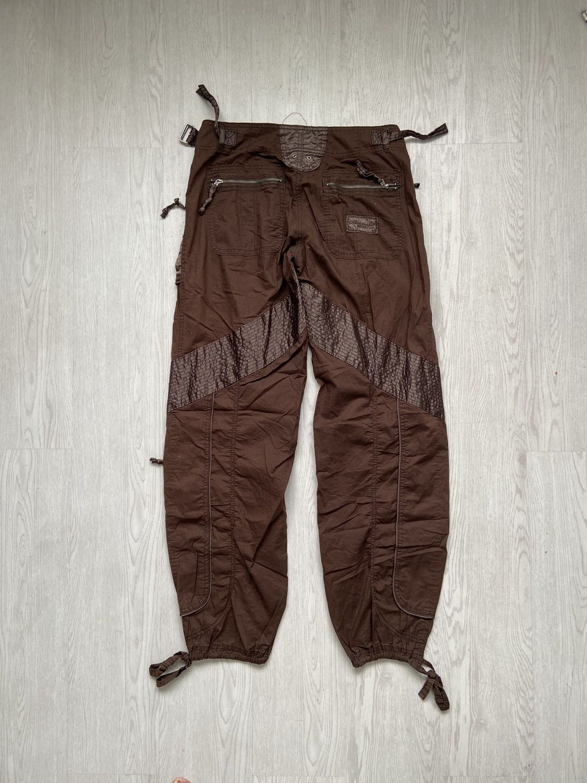 Abercrombie & Fitch Vintage 2000’s Abercrombie Parachute Bondage Zipper Pants Size US 32 / EU 48 - 4 Thumbnail