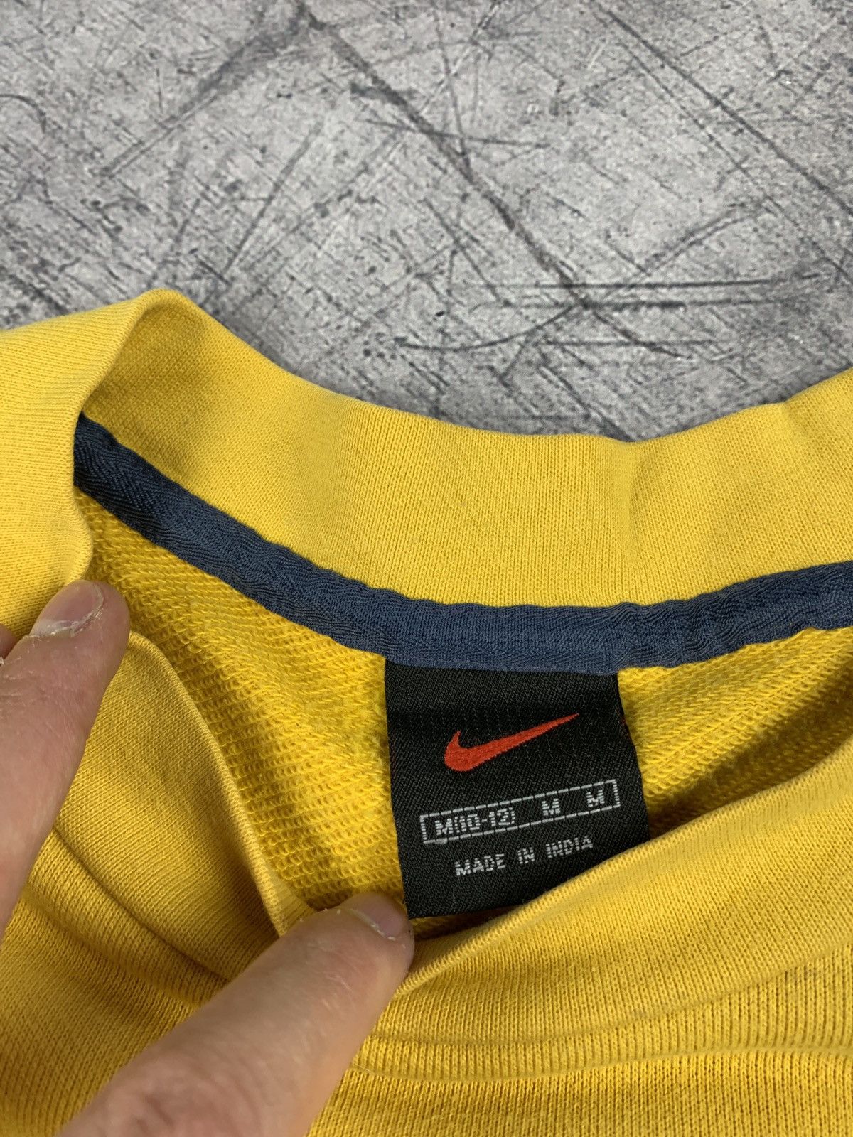 Nike Vintage Nike Sweatshirt Crewneck Embroidered Logo Trashed Size XXS / US 00 / IT 34 - 6 Thumbnail