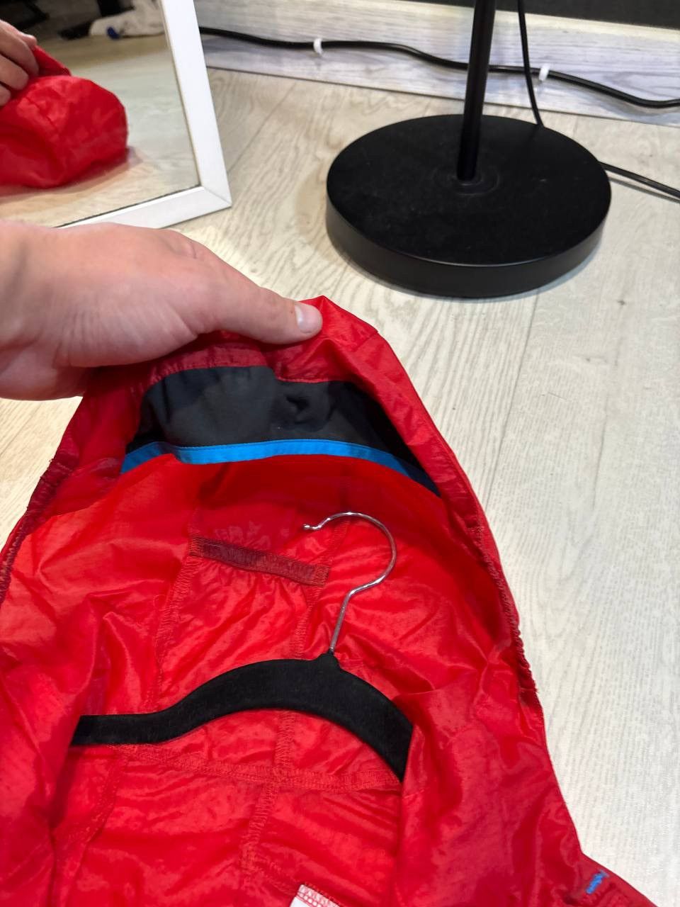 Salomon Salomon light jacket/mini bag Size:M Size US M / EU 48-50 / 2 - 5 Thumbnail