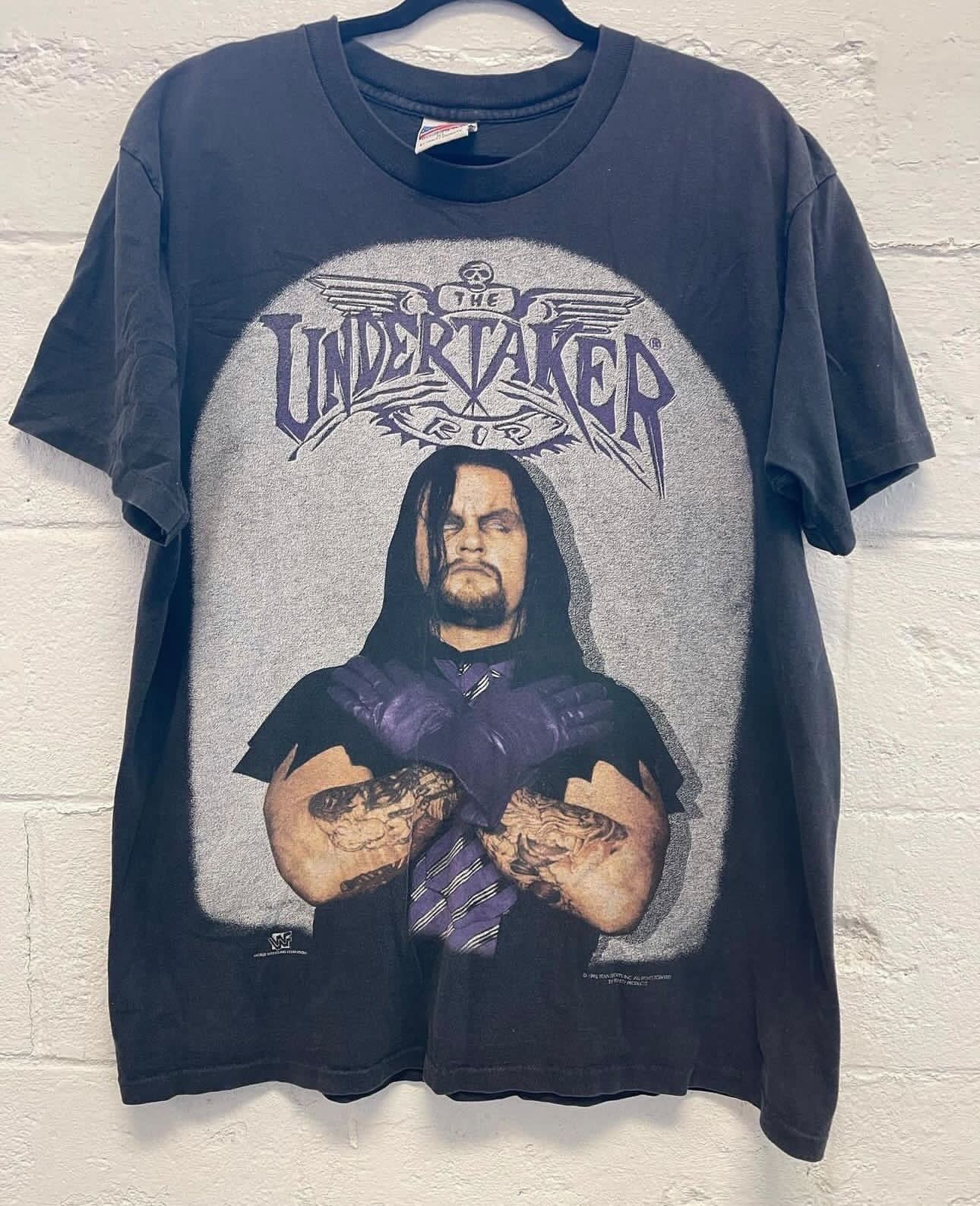 image of Vintage 1996 Wwf Undertaker Tombstone Wrestling T-Shirt in Black, Men's (Size XL)