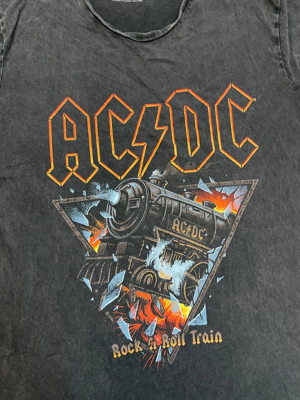 AC/DC AC/DC Vintage Style T-Shirt with Large Print, Size L-XL Size US L / EU 52-54 / 3 - 7 Thumbnail