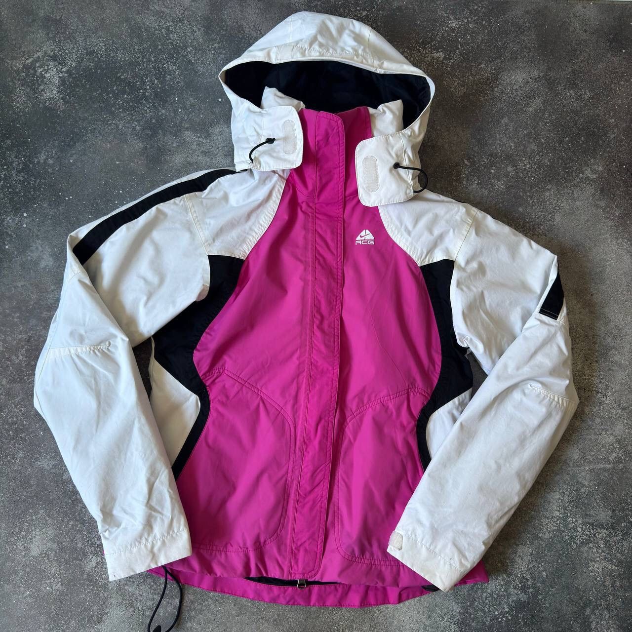 image of 00’S Nike Acg Vintage Multipocket 3-In-1 Ski Jacket in Pink, Women's (Size Medium)