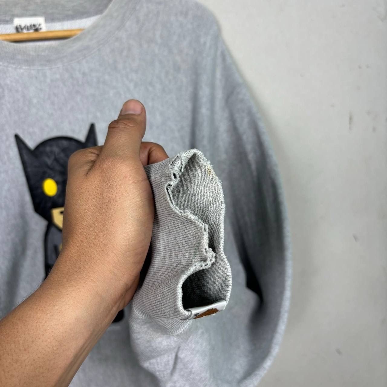 Bape Vintage A Bathing Ape BAPE x DC Comics Batman Sweatshirt Size US L / EU 52-54 / 3 - 10 Thumbnail