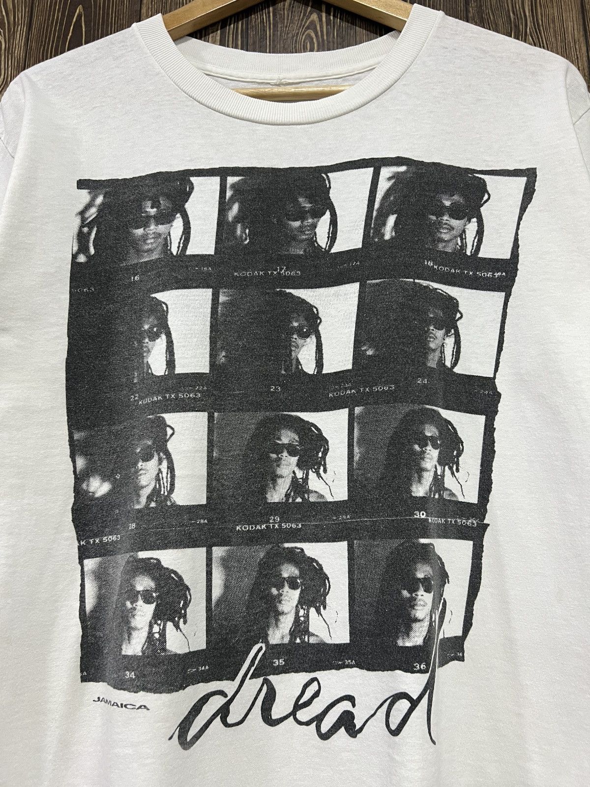 Vintage Vintage 90s Island Boyz Phototee Fotofolio Tshirt Size US L / EU 52-54 / 3 - 2 Thumbnail