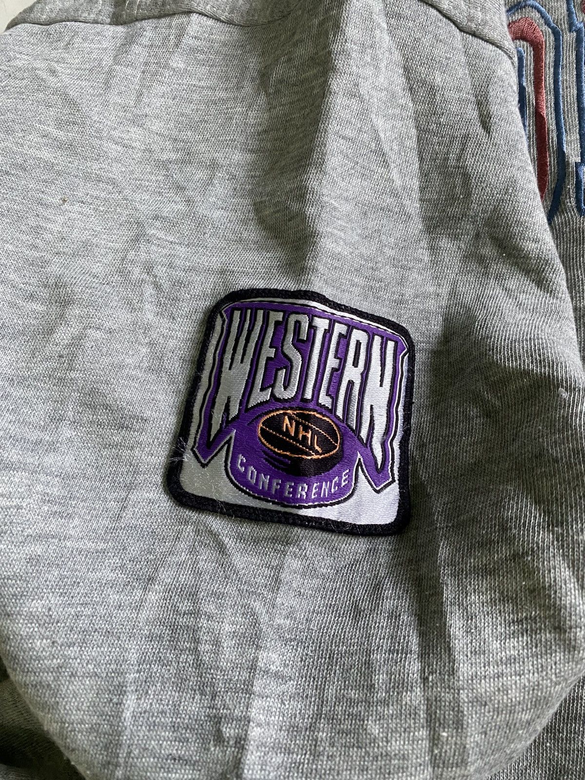 Lee × NBA × NHL Vintage 90s Hockey League national Calorado Vneck Sweatshirt Size US XL / EU 56 / 4 - 7 Thumbnail