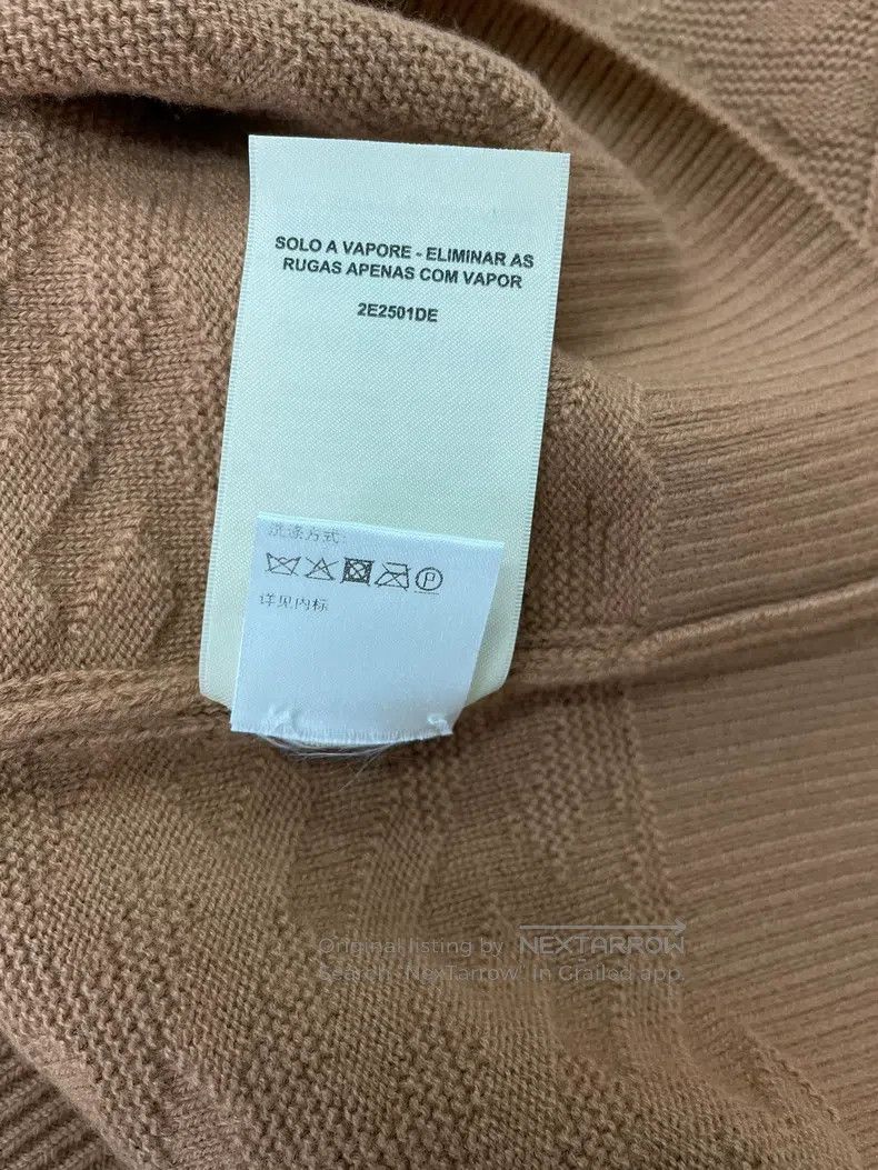Hermes Hermes Khaki Short Sleeve Dress with Subtle Patterns Size XXS / US 00 / IT 34 - 7 Thumbnail