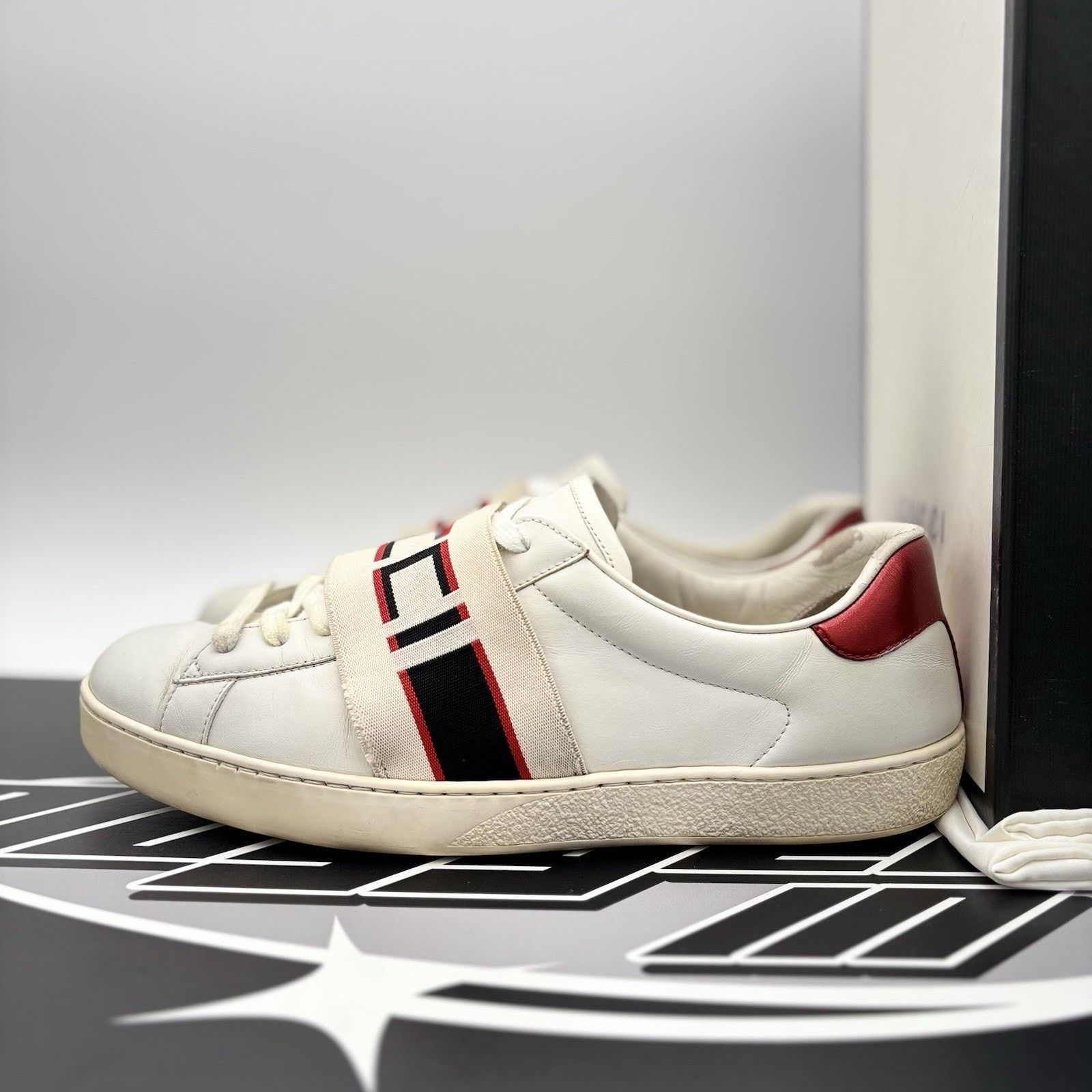 Gucci Size 9 G (9.5 US) - Gucci Ace Leather With Strap ' White ' Size US 9.5 / EU 42-43 - 1 Thumbnail