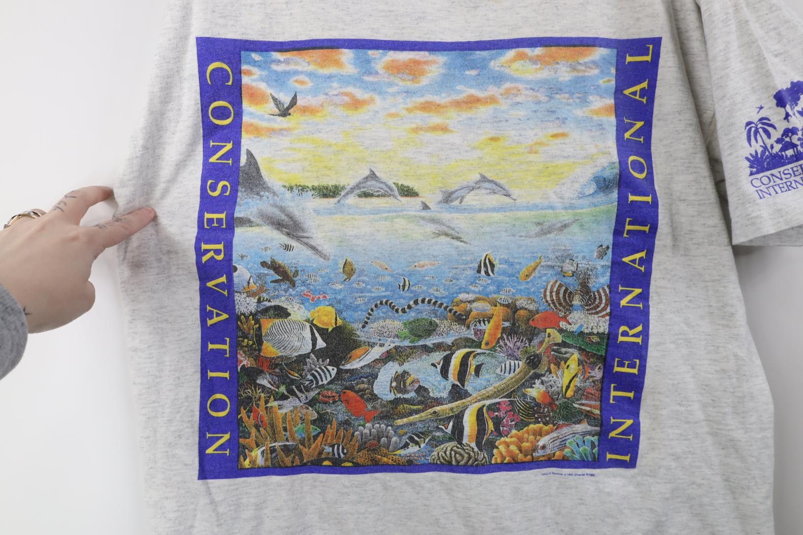 Vintage Vintage 90s Earth Day International Deep Sea Fish T-Shirt Size US L / EU 52-54 / 3 - 5 Thumbnail