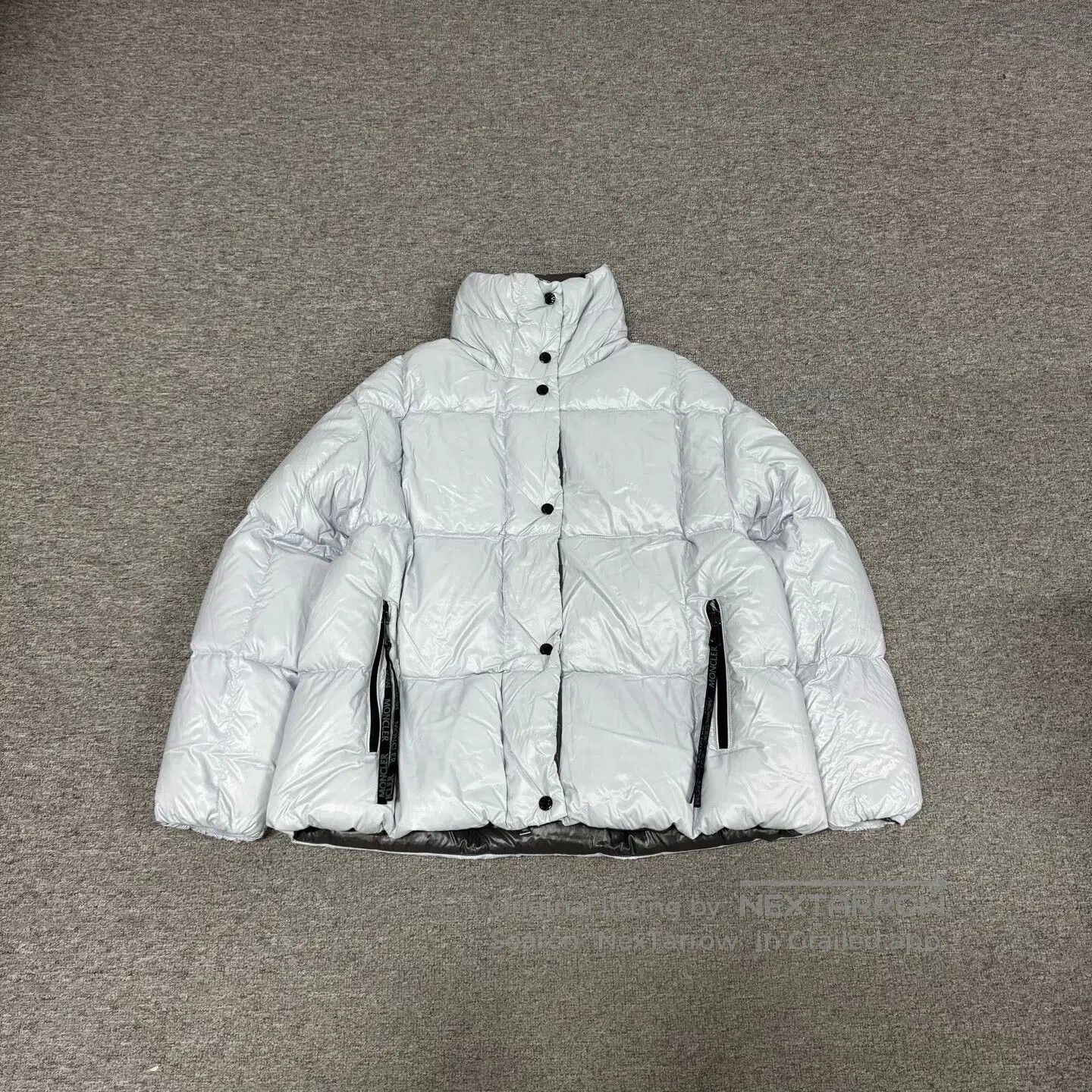 Moncler Moncler Parana Series: Curved-Shaped Down Jacket| Size US M / EU 48-50 / 2 - 1 Thumbnail