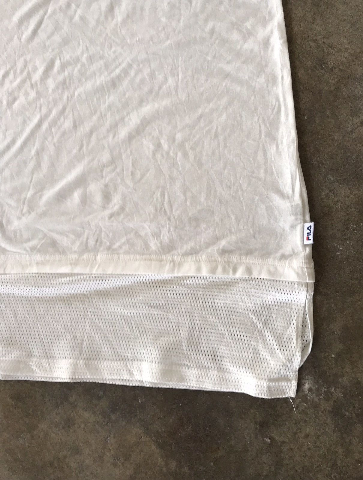 Fila × Vintage FILA Off White V neck shirt Size US M / EU 48-50 / 2 - 10 Thumbnail
