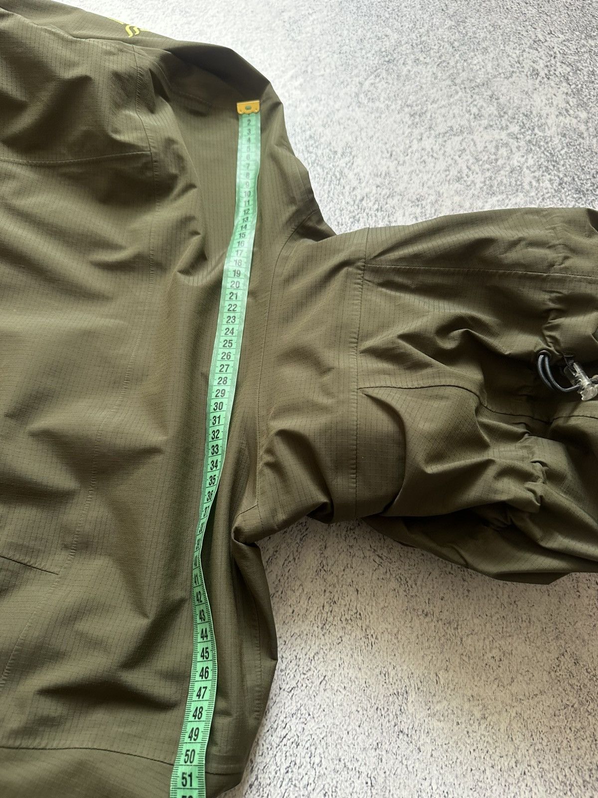 Norrona Norrona Narvik Gore Tex Jacket Khaki Military Arc’teryx Leaf Size US L / EU 52-54 / 3 - 24 Thumbnail