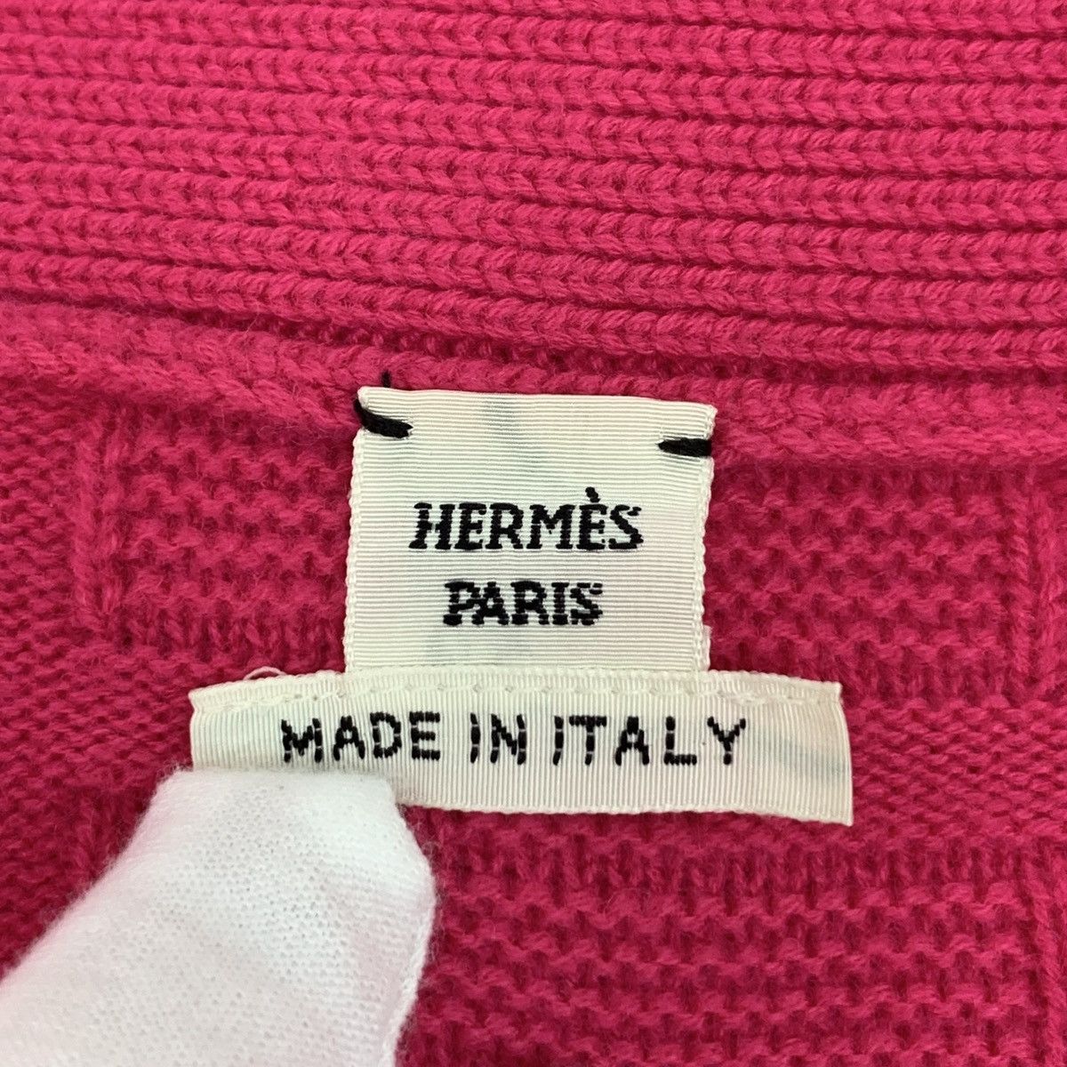 Hermes Hermes Rose Red V-neck Wool Long Sleeve Knitted Coat K26WX Size XS / US 0-2 / IT 36-38 - 5 Thumbnail