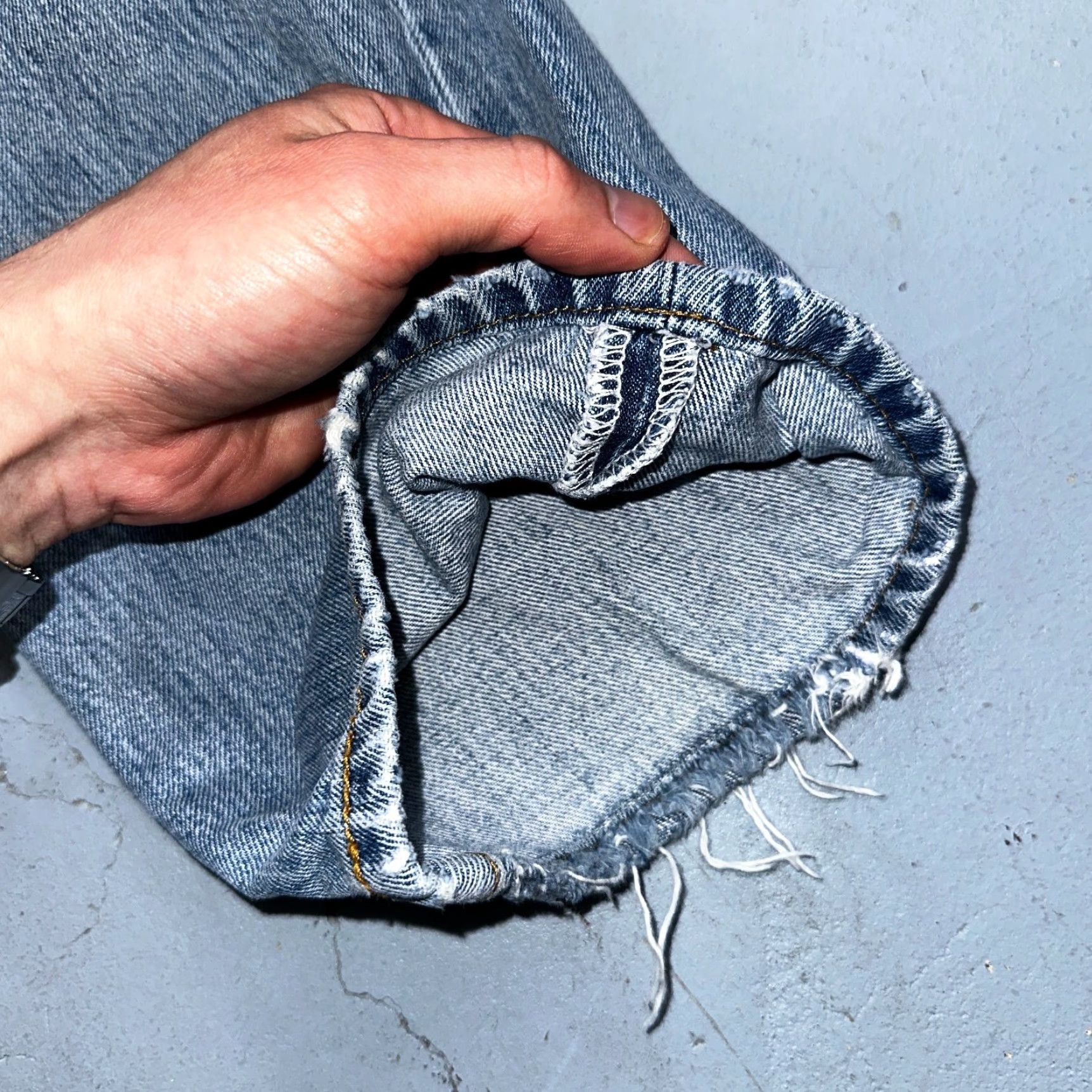 Levi's Levi's 501 Vintage Jeans 34x32 Blue Light Wash 34 32 Men Regular 90s Straight Core Levi'S 501 Series Vintage Size US 34 / EU 50 - 4 Thumbnail