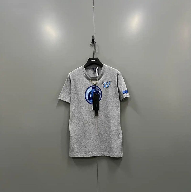 Louis Vuitton Louis Vuitton Grey Cotton Short Sleeve T-Shirt 0089 Size XL / US 12-14 / IT 48-50 - 1 Thumbnail