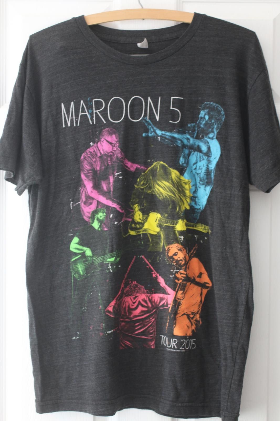 Other Maroon 5 Tour 2015 Concert T-Shirt Multicolor Band Tee M Size M / US 6-8 / IT 42-44 - 1 Thumbnail