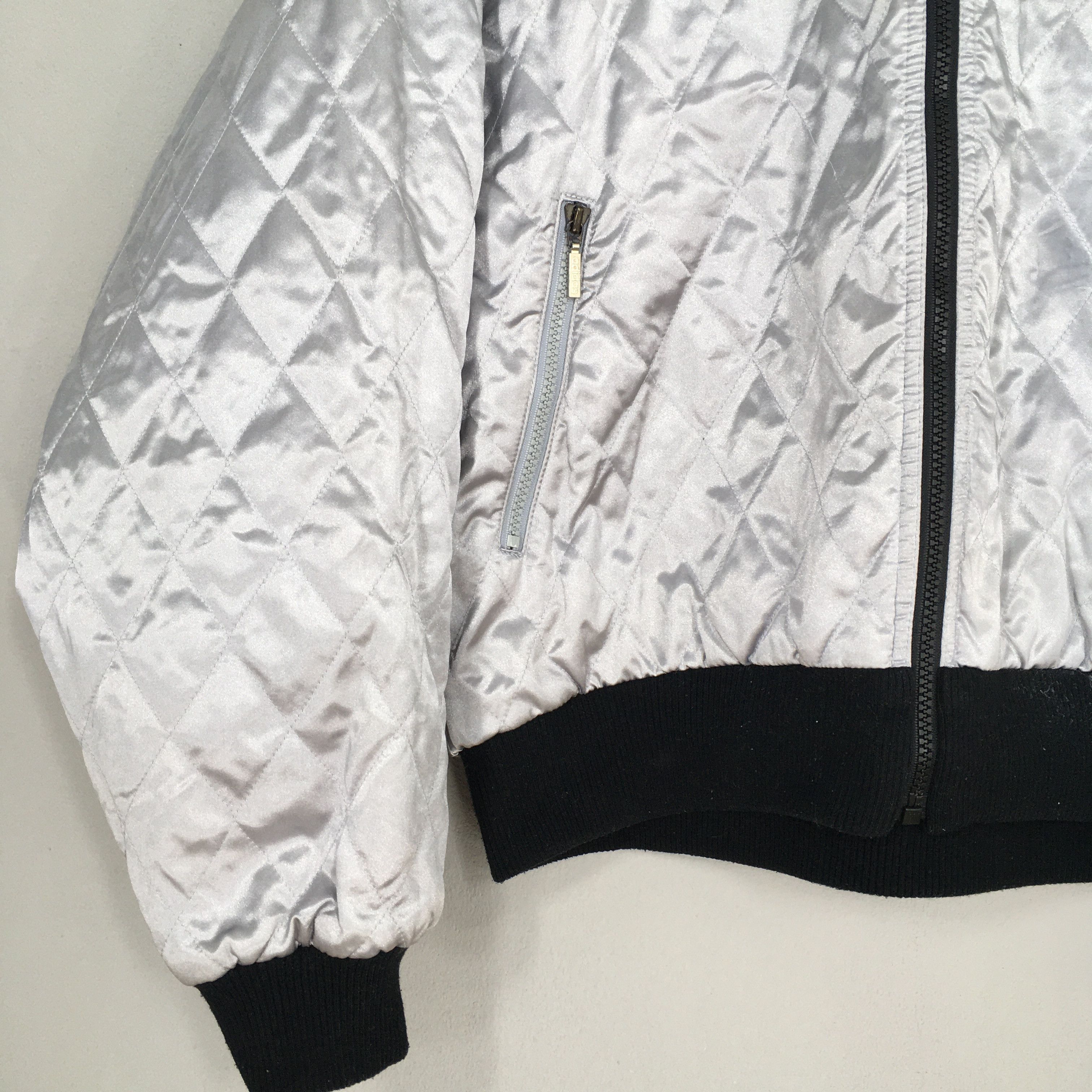 Adidas Vintage Adidas Trefoil Overprint Jacket Warmer Large Size US L / EU 52-54 / 3 - 8 Thumbnail