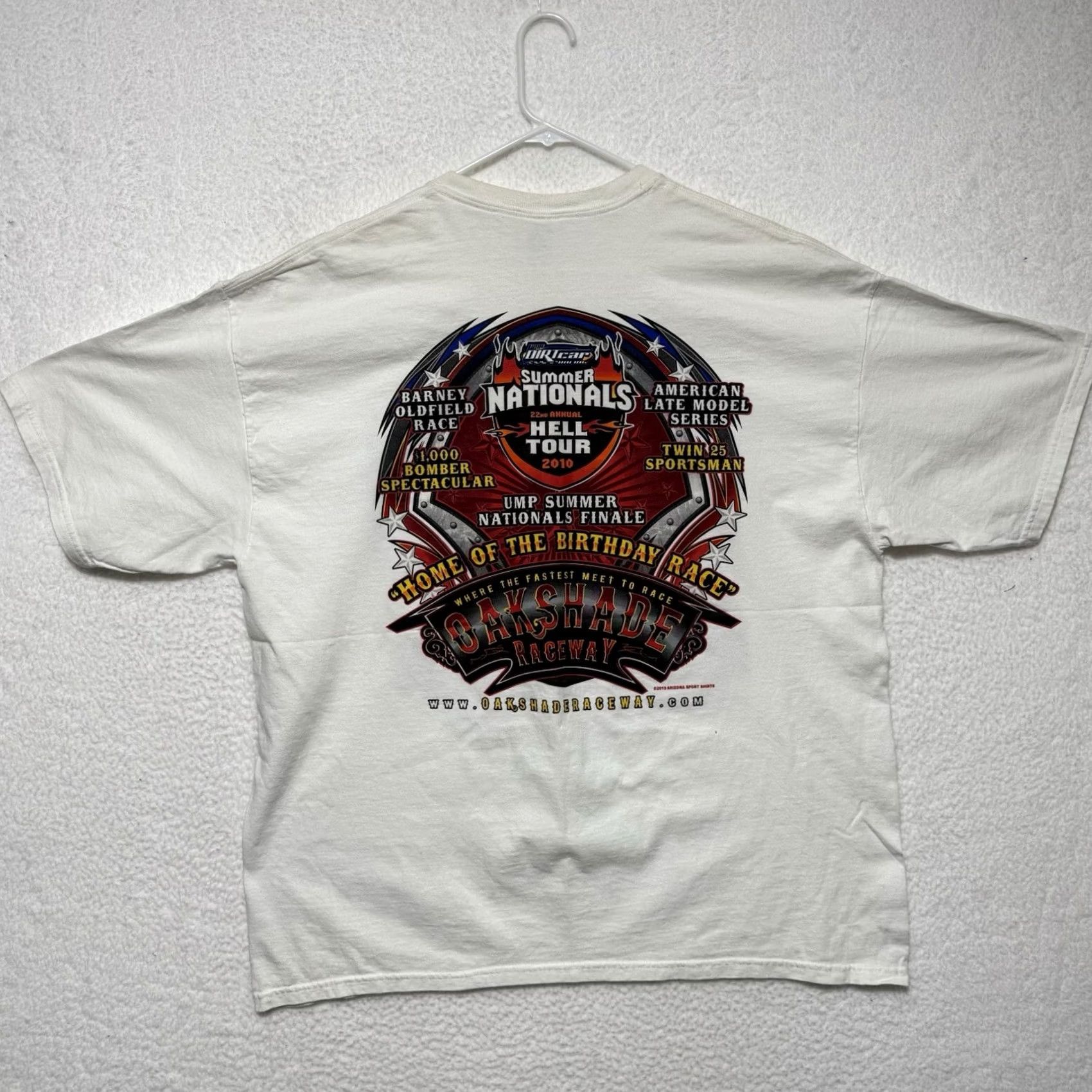 Gildan Oakshade Raceway 35 Years of Racing T-Shirt Oakshade Raceway Cars White 2XL Men T-Shirt Short Sleeve 2XL White Cotton Vintage No Size US XXL / EU 58 / 5 - 4 Thumbnail