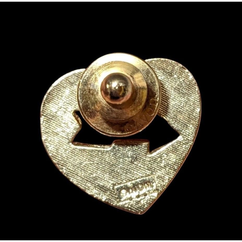 Other Vintage Avon Gold Tone Heart With Arrow Cutout Lapel Pin Size ONE SIZE - 2 Thumbnail