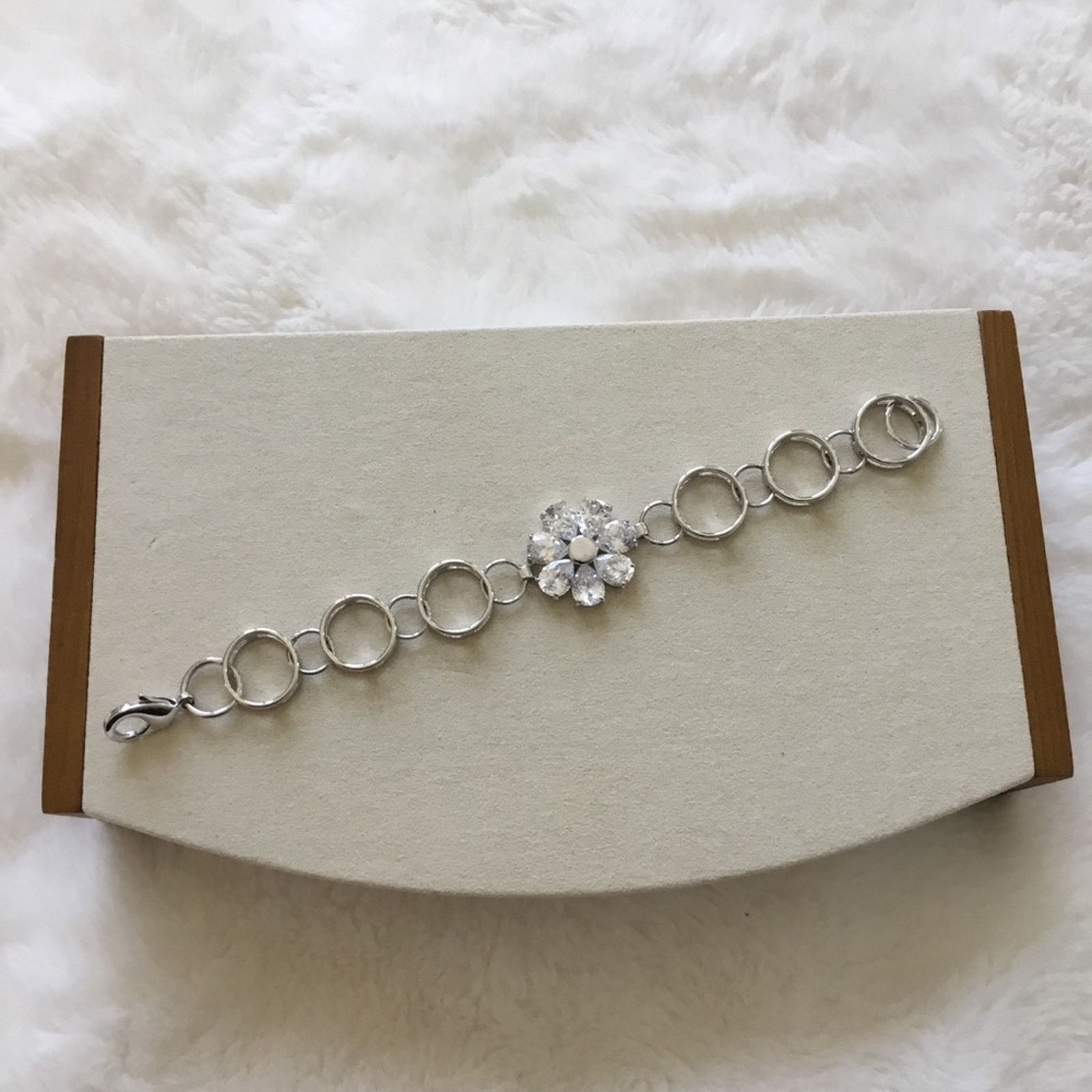 Other Silver Sunflower Crystal Bracelet Size ONE SIZE - 5 Thumbnail