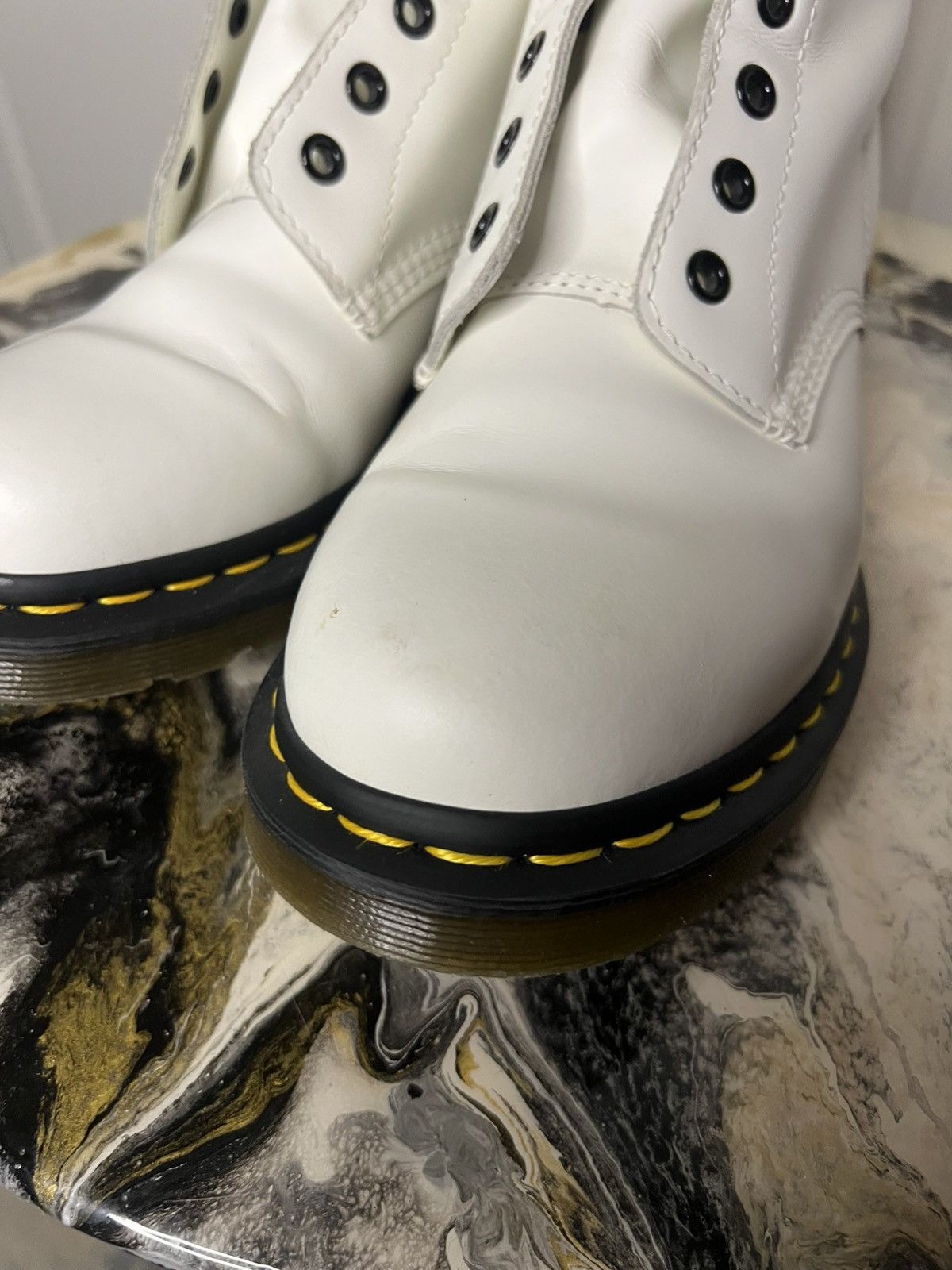 Dr. Martens Dr. Martens 1460 Smooth Leather White Boot Size US 9 / IT 39 - 3 Thumbnail