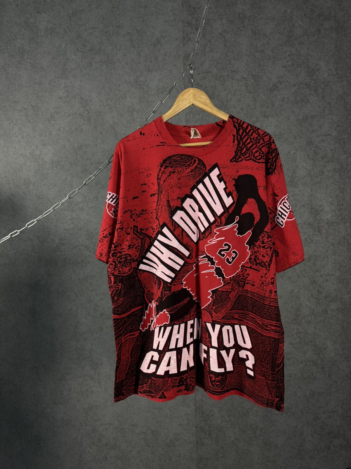 NBA Chicago Bulls NBA vintage overprinted tee Size US XL / EU 56 / 4 - 1 Thumbnail