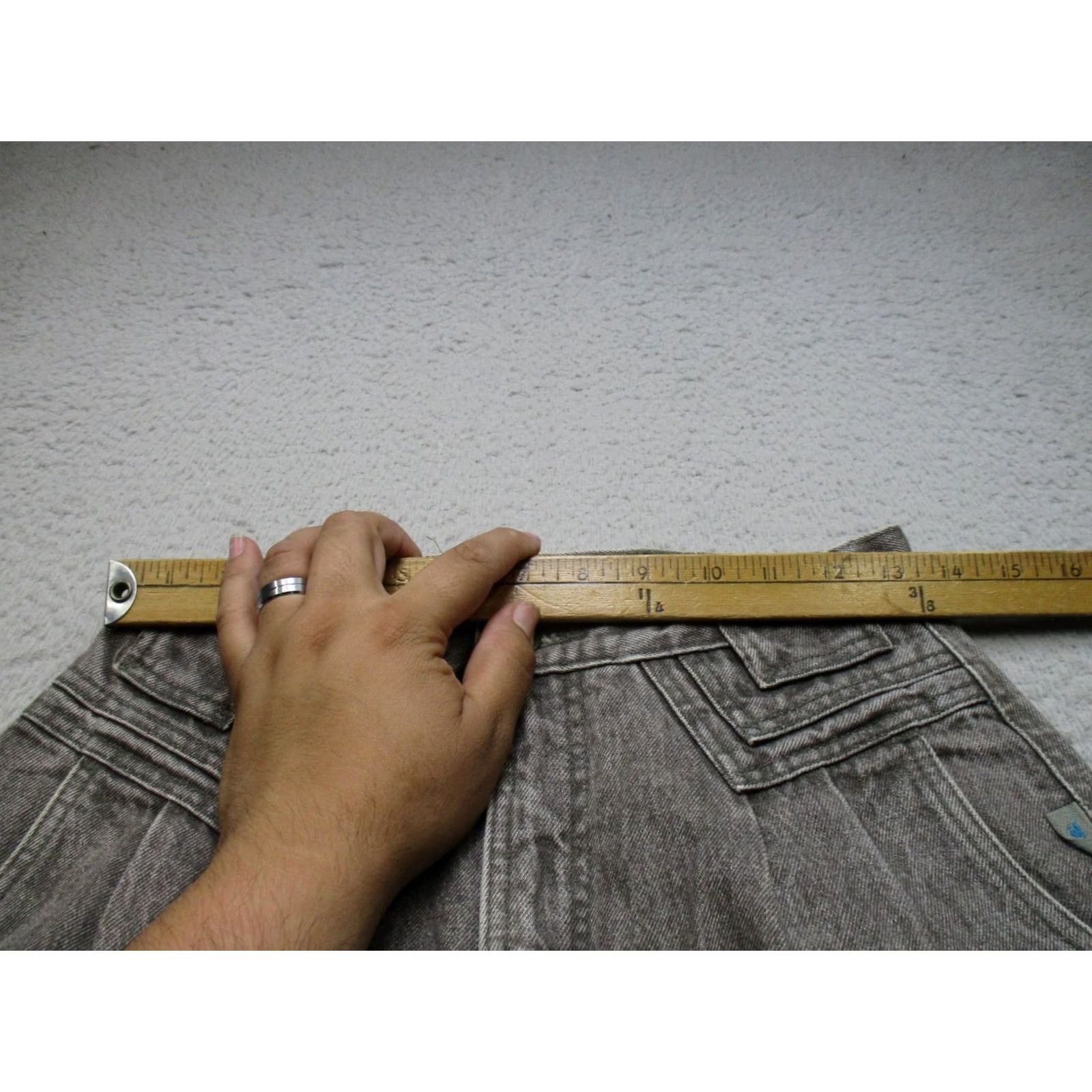 Vintage VINTAGE Ms Rocky Mountain Jeans Juniors 11/12 Gray High Rise Straight Denim Size 32" / US 10 / IT 46 - 4 Thumbnail