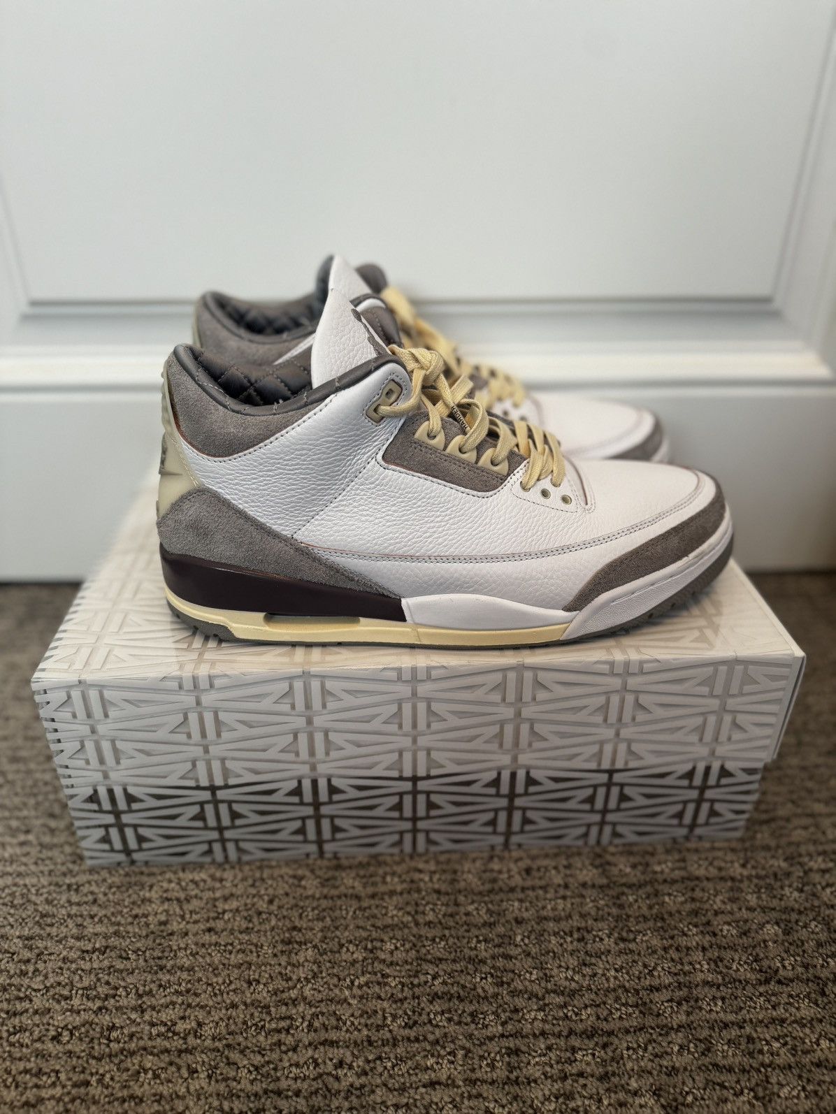 Nike Jordan 3 Retro SP A Ma Maniere (Women’s) Size US 10.5 / EU 43-44 - 5 Thumbnail