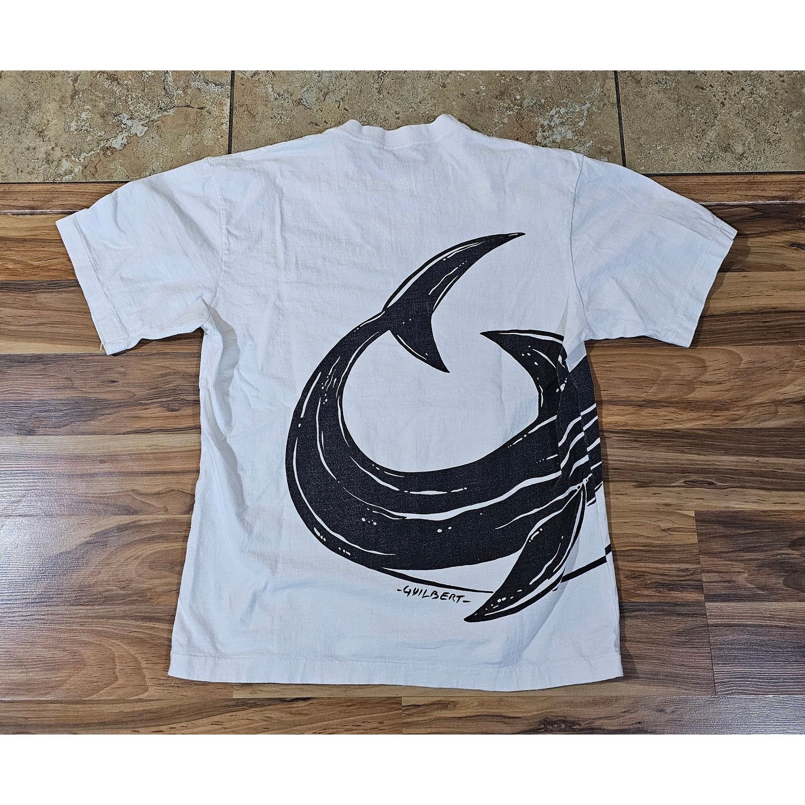 Other Australia Shark Quilbert Artist White T-shirt Sz L 1990s Size US L / EU 52-54 / 3 - 2 Thumbnail