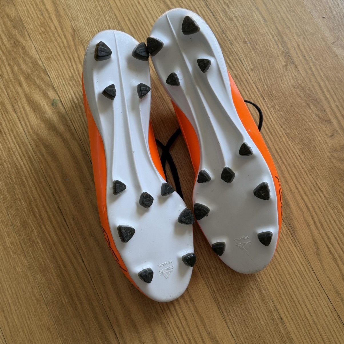 Adidas Adidas F50 Adizero TRX FG Messi Chameleon Orange UK 11 Size US 11 / EU 44 - 9 Thumbnail