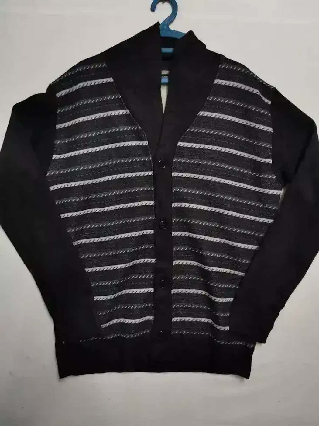 Valentino Vintage Sablina Valentino Cardigan Size US L / EU 52-54 / 3 - 1 Thumbnail