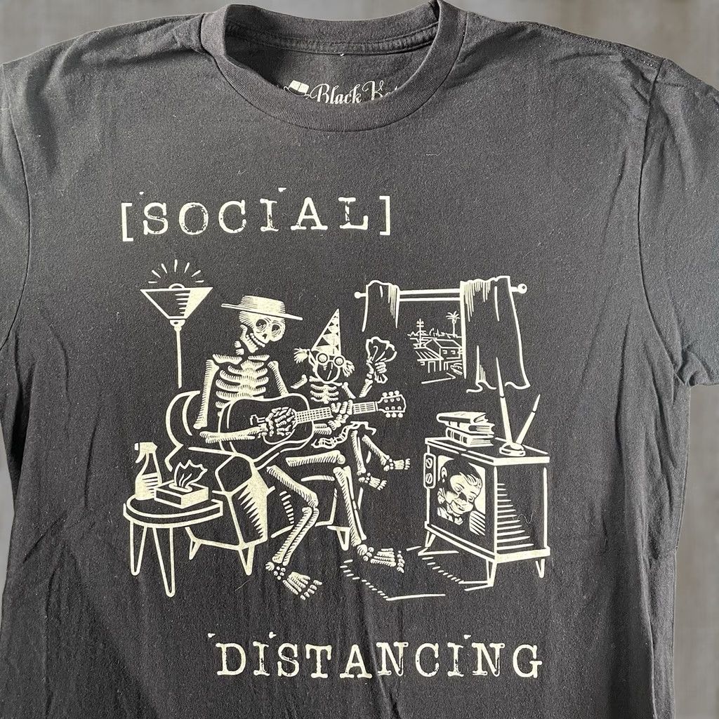 Vintage Social Distortion Shirt Men’s S Black Graphic Print Crew Neck T-Shirt Punk Skeleton Short Sleeve Cotton Size US S / EU 44-46 / 1 - 1 Thumbnail