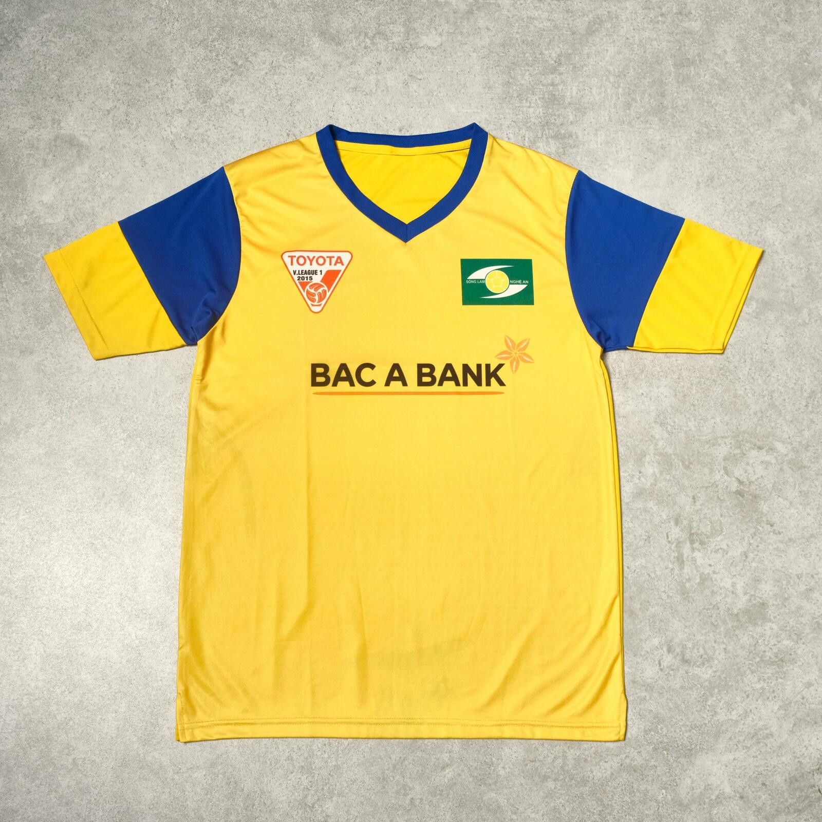 Other 2015 Song Lam Nghe An (Vietnam) Home Shirt V-League (M/L) Size US M / EU 48-50 / 2 - 1 Thumbnail