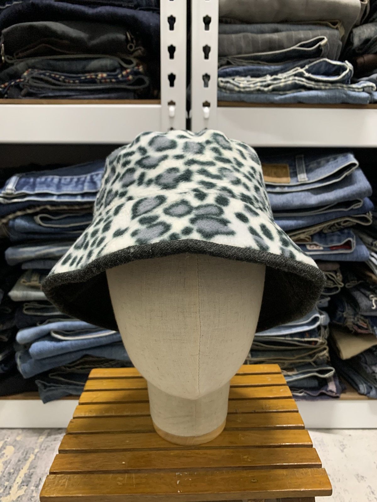If Six Was Nine Ca4la Design Leopard Fleece Fur Polyester Hat Cap Size ONE SIZE - 2 Thumbnail