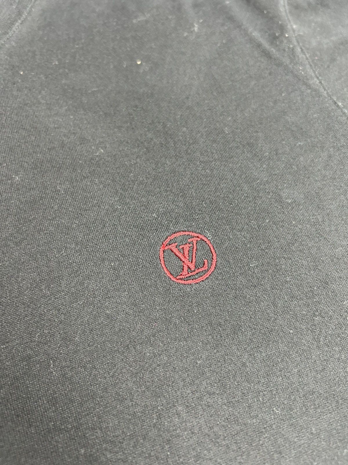 Louis Vuitton Louis Vuitton Longsleeve T-Shirt Size US M / EU 48-50 / 2 - 3 Thumbnail