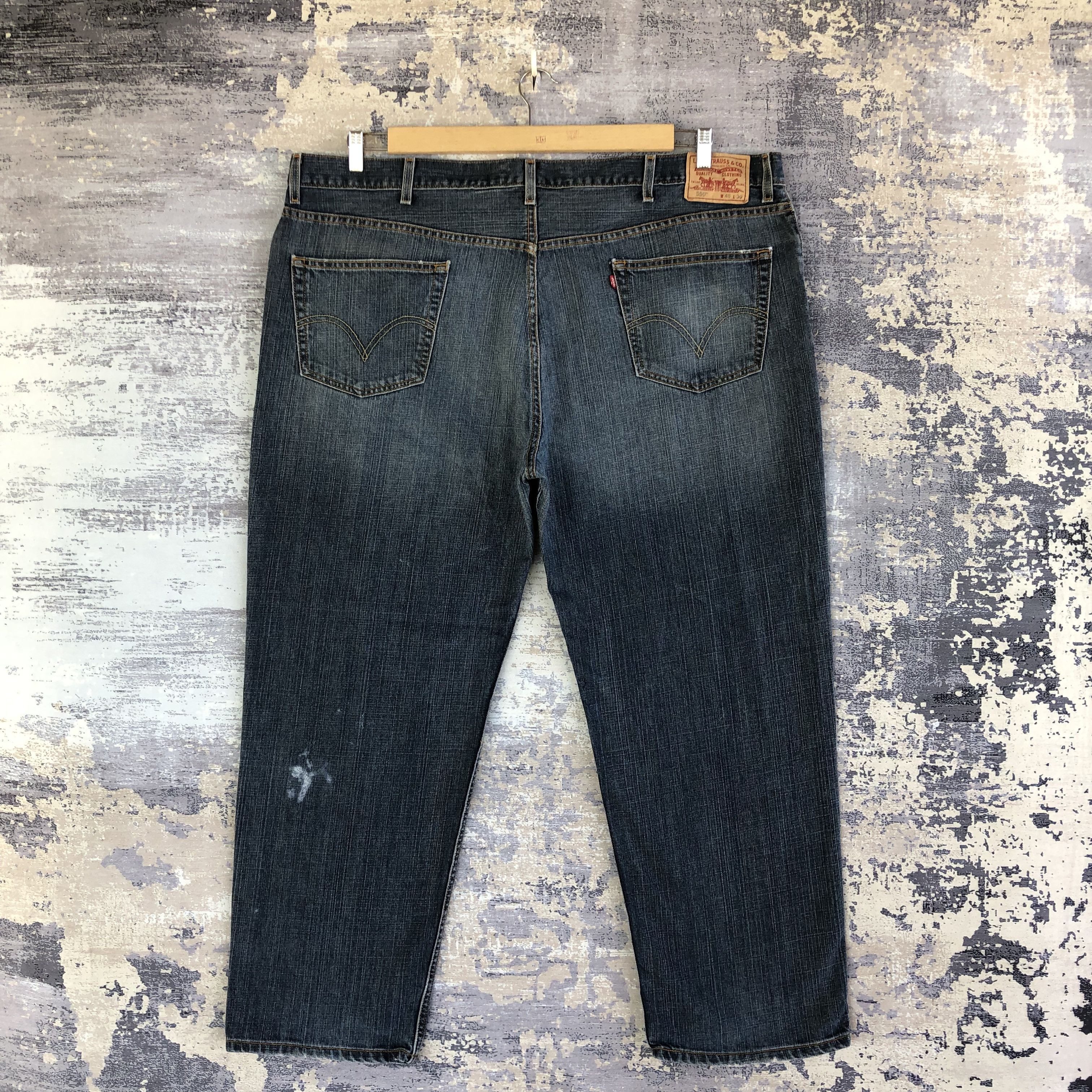 Levi's Vintage Levis 550 Baggy Jeans Levi's Oversized Faded Denim Size US 44 / EU 60 - 2 Thumbnail