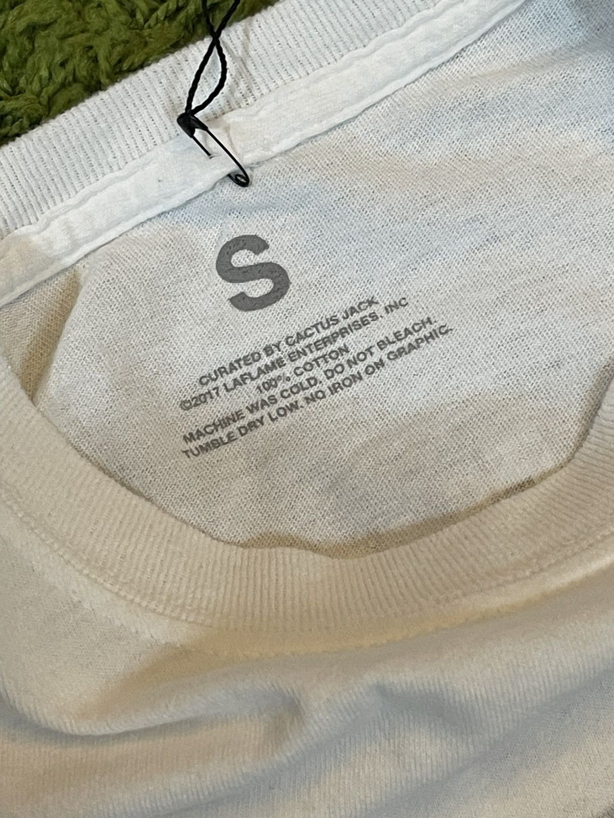 Travis Scott Travis Scott Free the Rage Tee Size Small brand new Size US S / EU 44-46 / 1 - 3 Thumbnail