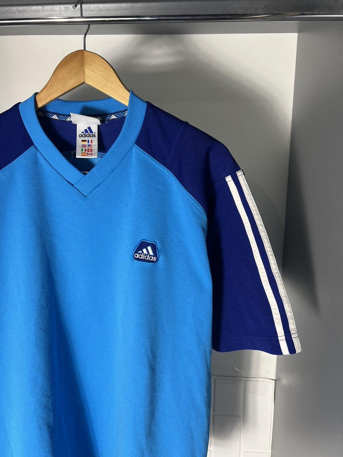 Adidas VINTAGE ADIDAS ORIGINAL EQUIPMENT RETRO T-SHIRT CASUAL 90s Size US L / EU 52-54 / 3 - 6 Thumbnail