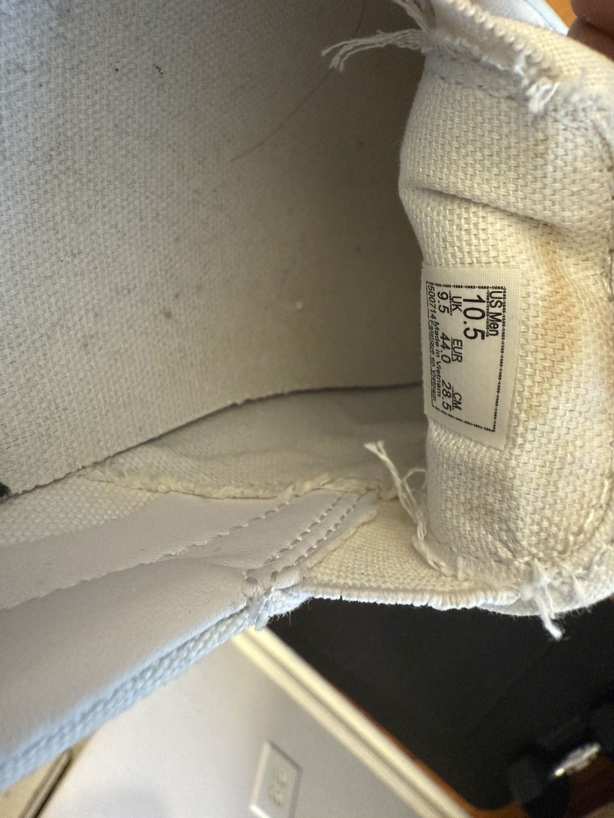 Vans Vans white slip ons Size US 10.5 / EU 43-44 - 5 Thumbnail