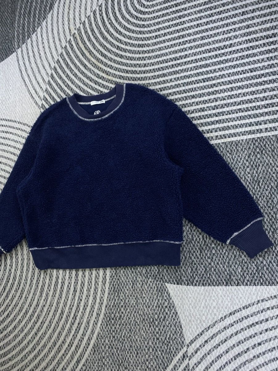 JW Anderson × Uniqlo Vtg Jwanderson By Uniqlo Navy Color Fleece Sherpa Sweatshirt Size US M / EU 48-50 / 2 - 4 Thumbnail