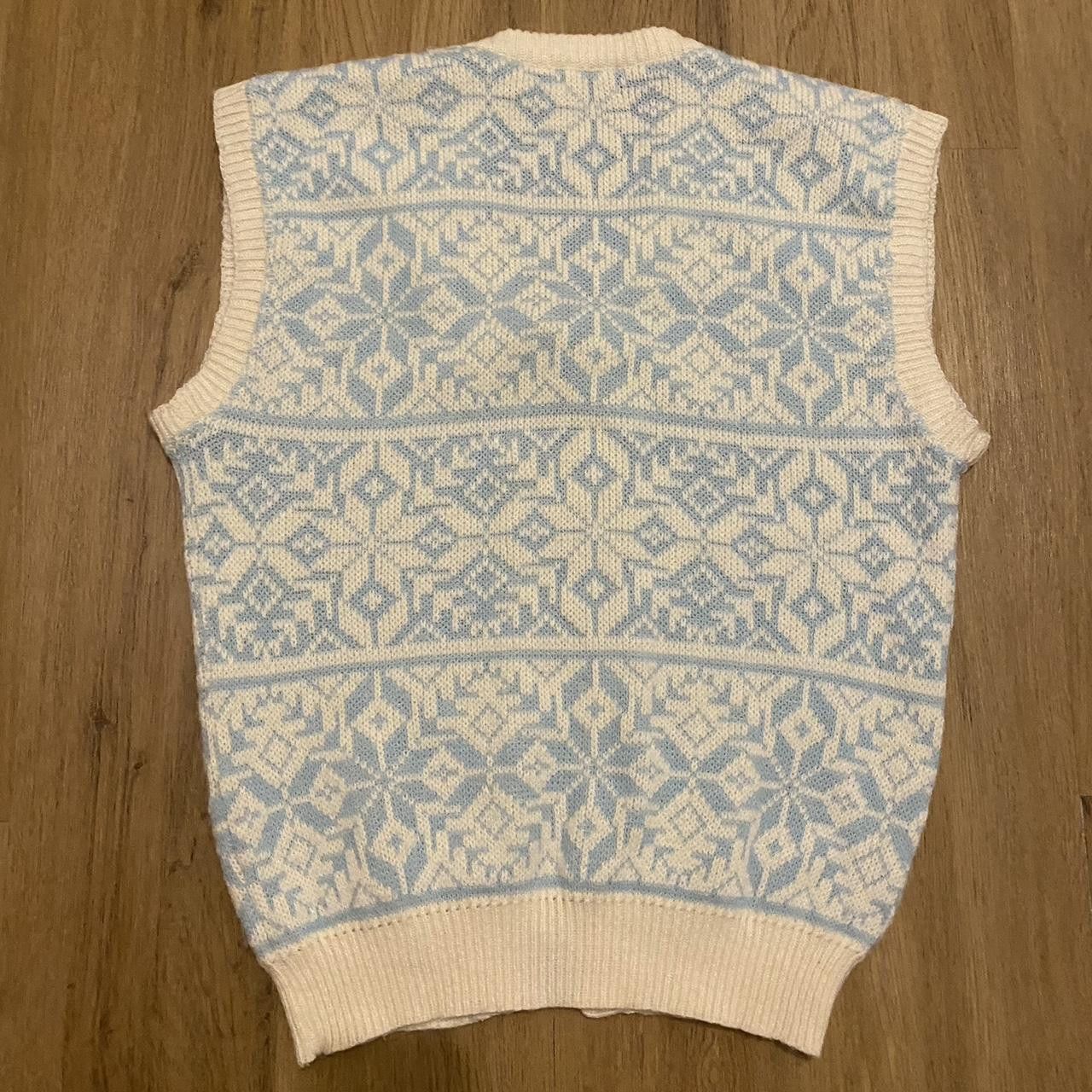Other Wool Cute blue and white knitted sweater vest Size US M / EU 48-50 / 2 - 2 Thumbnail