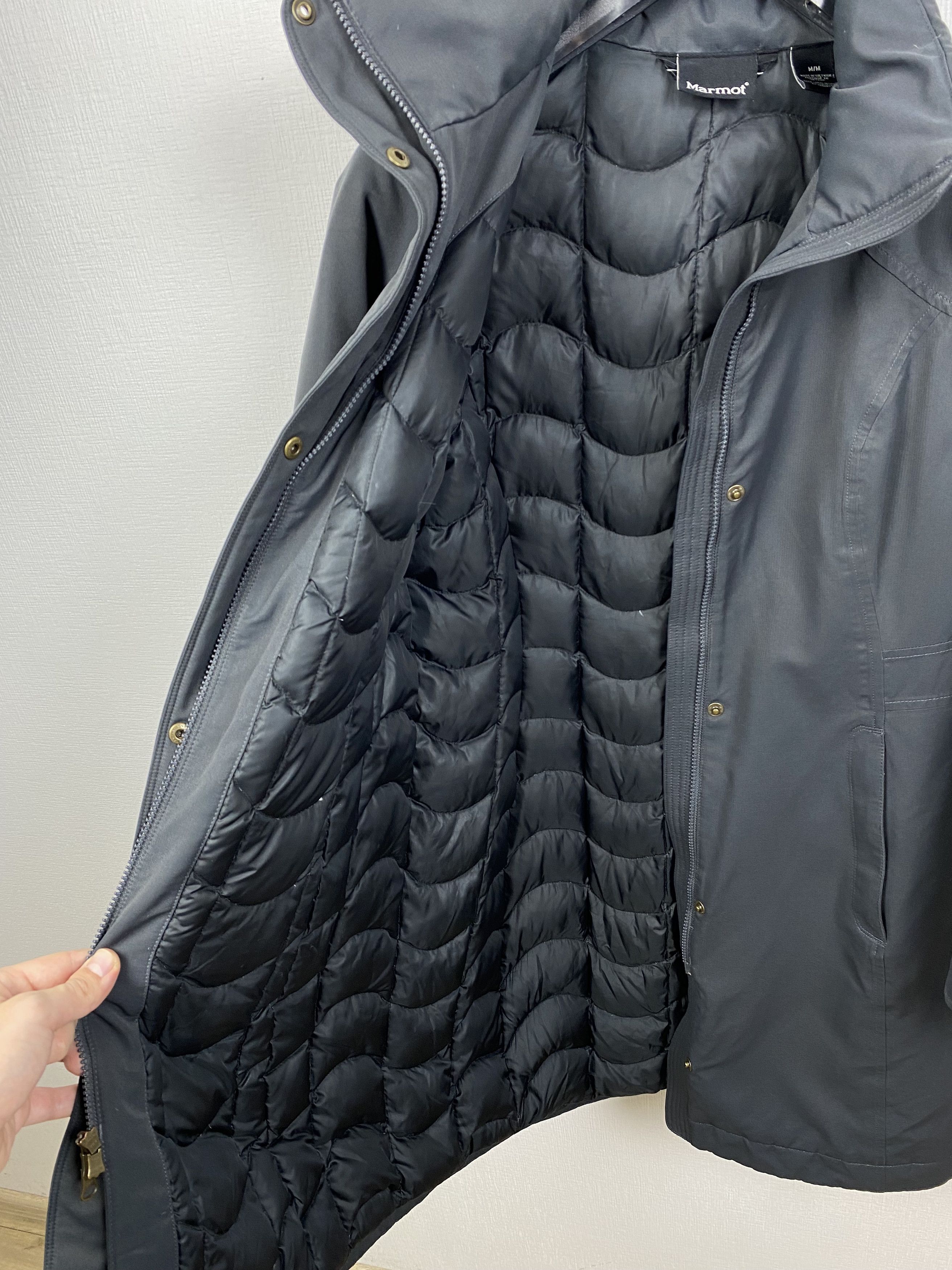 Marmot Marmot Womens Long Down Jacket size M Size M / US 6-8 / IT 42-44 - 10 Thumbnail