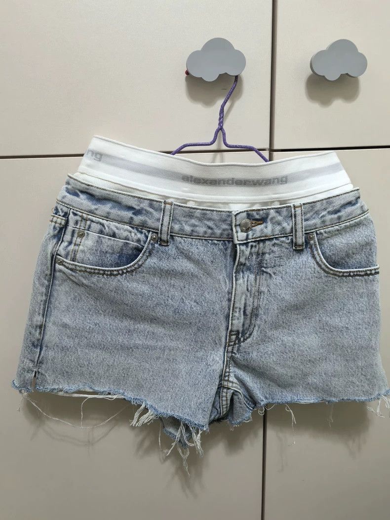 Alexander Wang Alexander Wang Denim Shorts High Waist- Size 26" / US 2 / IT 38 - 1 Thumbnail